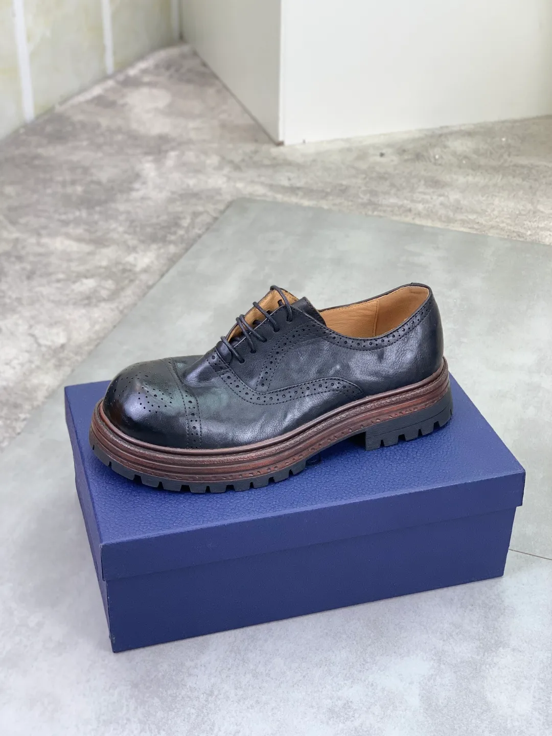 Men's shoes P520 💰【New style】Water-dyed cow lining Original order quality Dior —🆘.Dior Original order purchase, high-end leather shoes, fabric: Made of Italian imported color rubbed wrinkled cowhide➕Water-dyed cow lining/cowhide lining➕Specially available original combination outsole, fine workmanship, real shot🎬Size: 38-45 (with full set of packaging) Color: 3️⃣ colors available